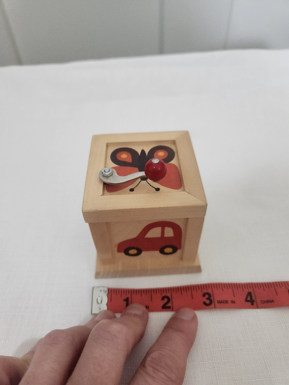 Wooden Music Box - Zurich Swiss -plays Brahms Lullaby - Picture 7 of 8